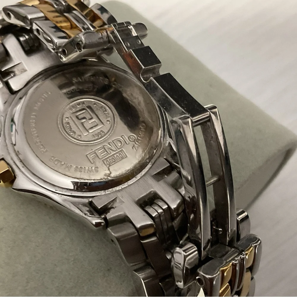 Fendi 2500L Watch